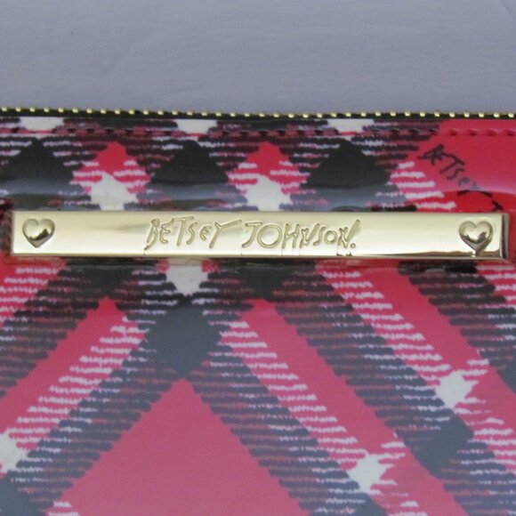 Betsey Johnson Pink/Black/White Patent Leather Plaid Wristlet/Wallet NWT - Picture 3 of 5